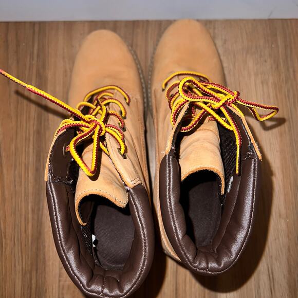 Timberland Women's Amston 6 Inch Wheat Nubuck Wedge Heel Boots Size 9.5 - Picture 4 of 6